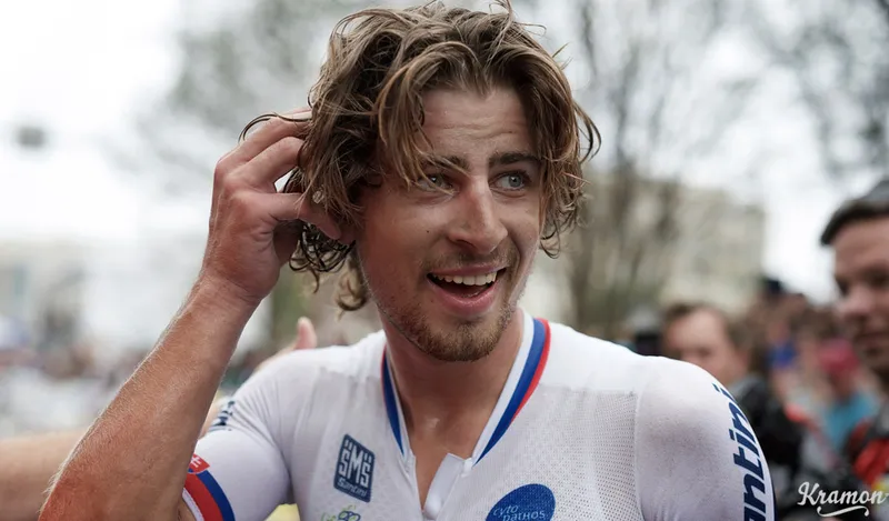 Peter Sagan (SVK/Tinkoff-Saxo) flabbergasted by winning the World Championship only seconds earlier

Elite Me...