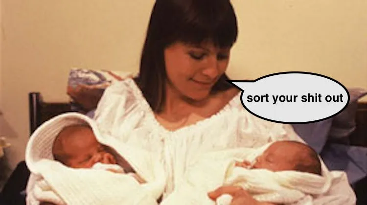 carrie-twins-e4