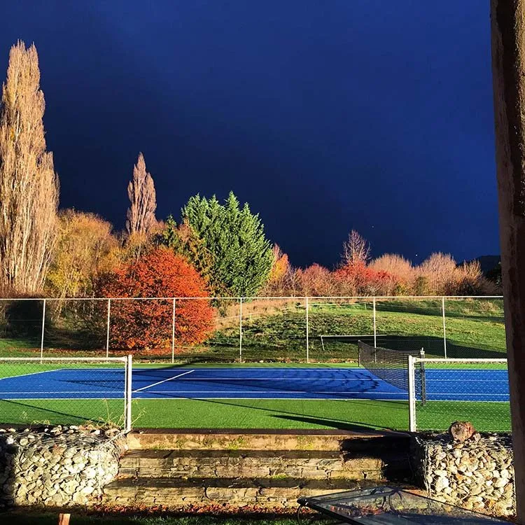 10bluetenniscourt