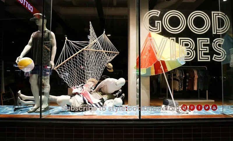 WELLINGTON, NEW ZEALAND - NOVEMBER 14: Mannequins in Cotton On clothing store lie on the ground after an earthquake on November 14, 2016 in Wellington, New Zealand. The 7.5 magnitude earthquake struck 20km south-east of Hanmer Springs at 12.02am and triggered tsunami warnings for many coastal areas. (Photo by Hagen Hopkins/Getty Images)