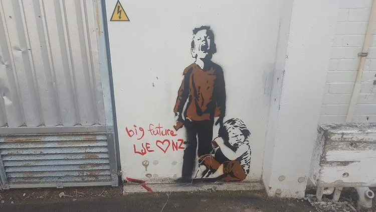 banksy-alleyway