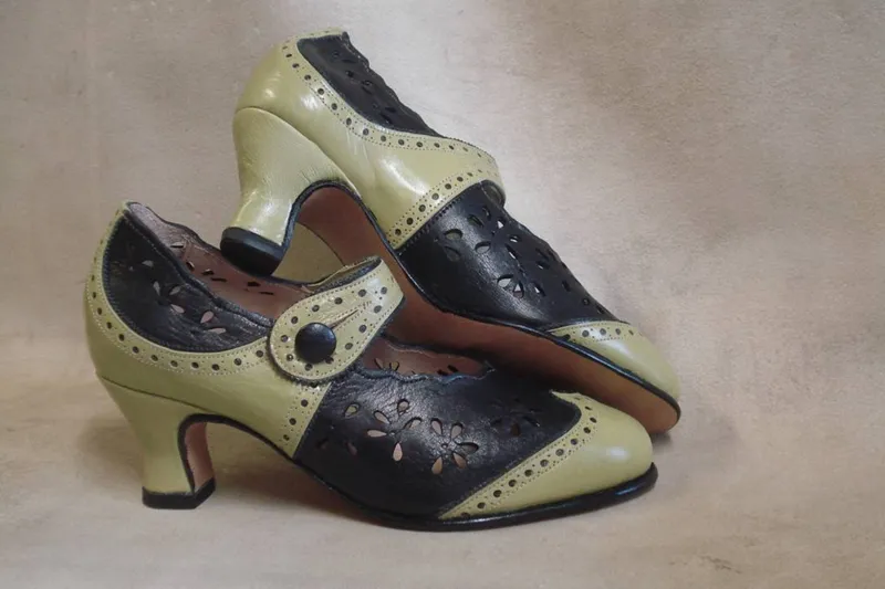Custom-made shoes by Sue Engels.