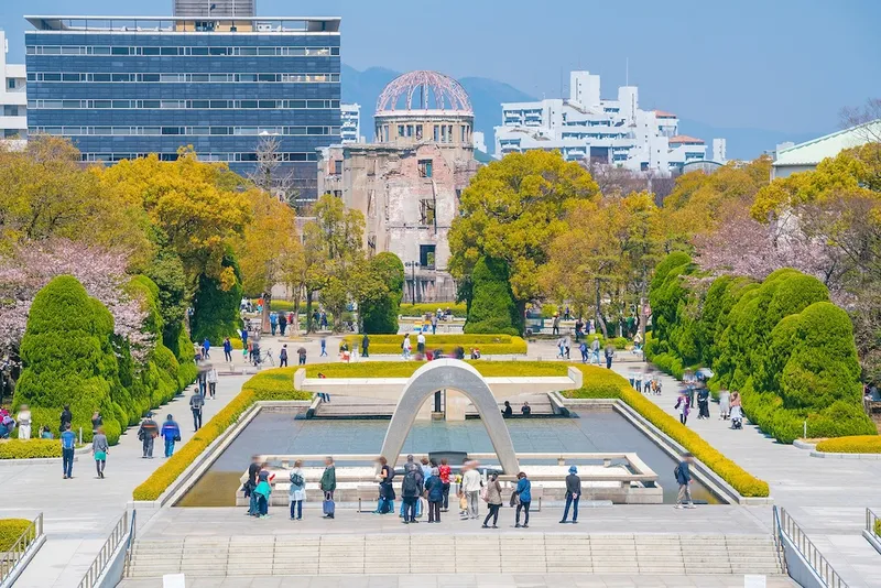 Hiroshima,Peace,Memorial,Park,In,Japan,With,Blue,Sky