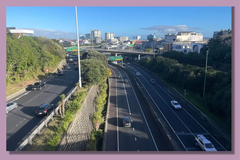 A free flowing stretch of motorway in central Auckland