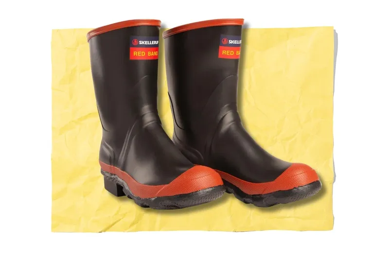 Skellerup Red band gumboots